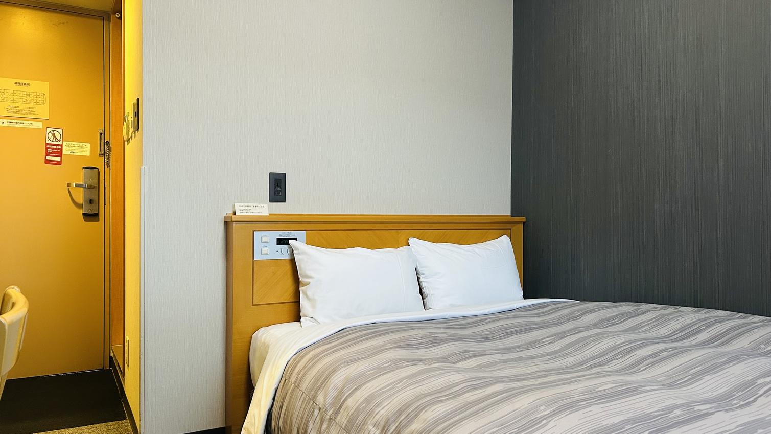 Semi Room, Semi Double Bed, Spacious