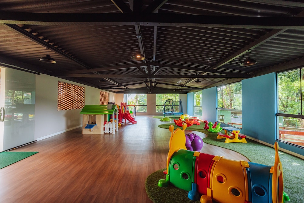 Hotel Fazenda Vale Amanhecer 40/50