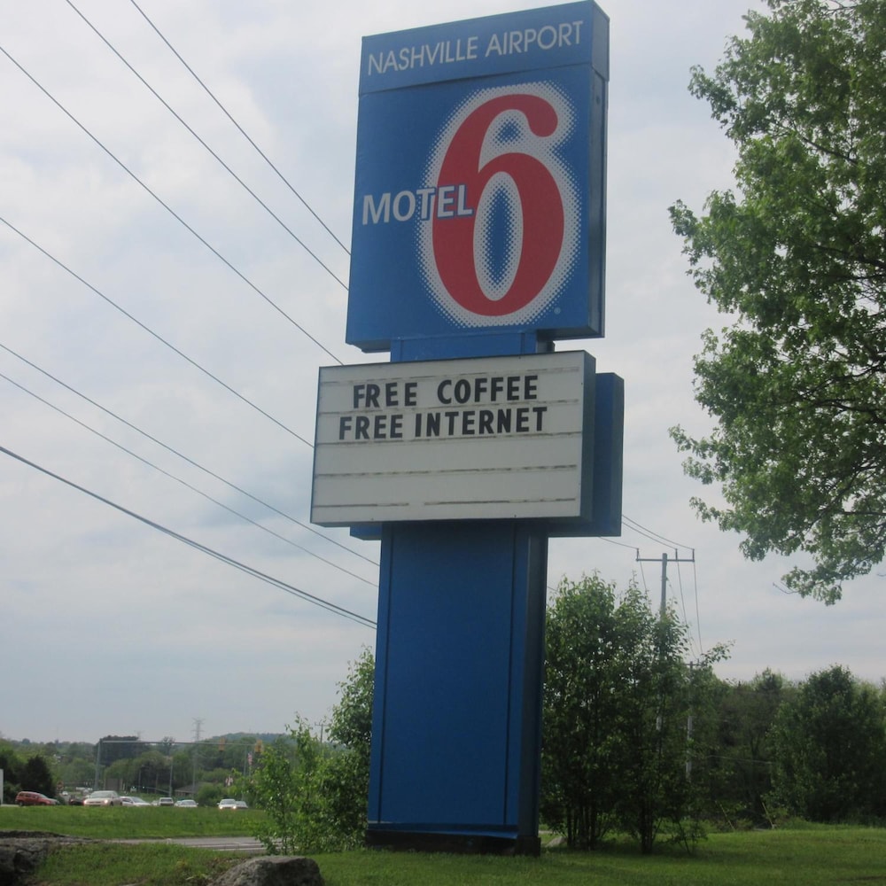 Motel6 Nashville, TN - Airport 6/54