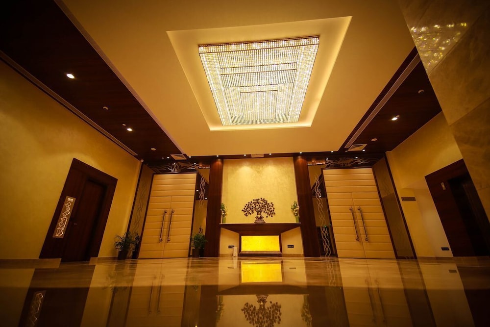 Ramada by Wyndham Aligarh GT Road 9/51