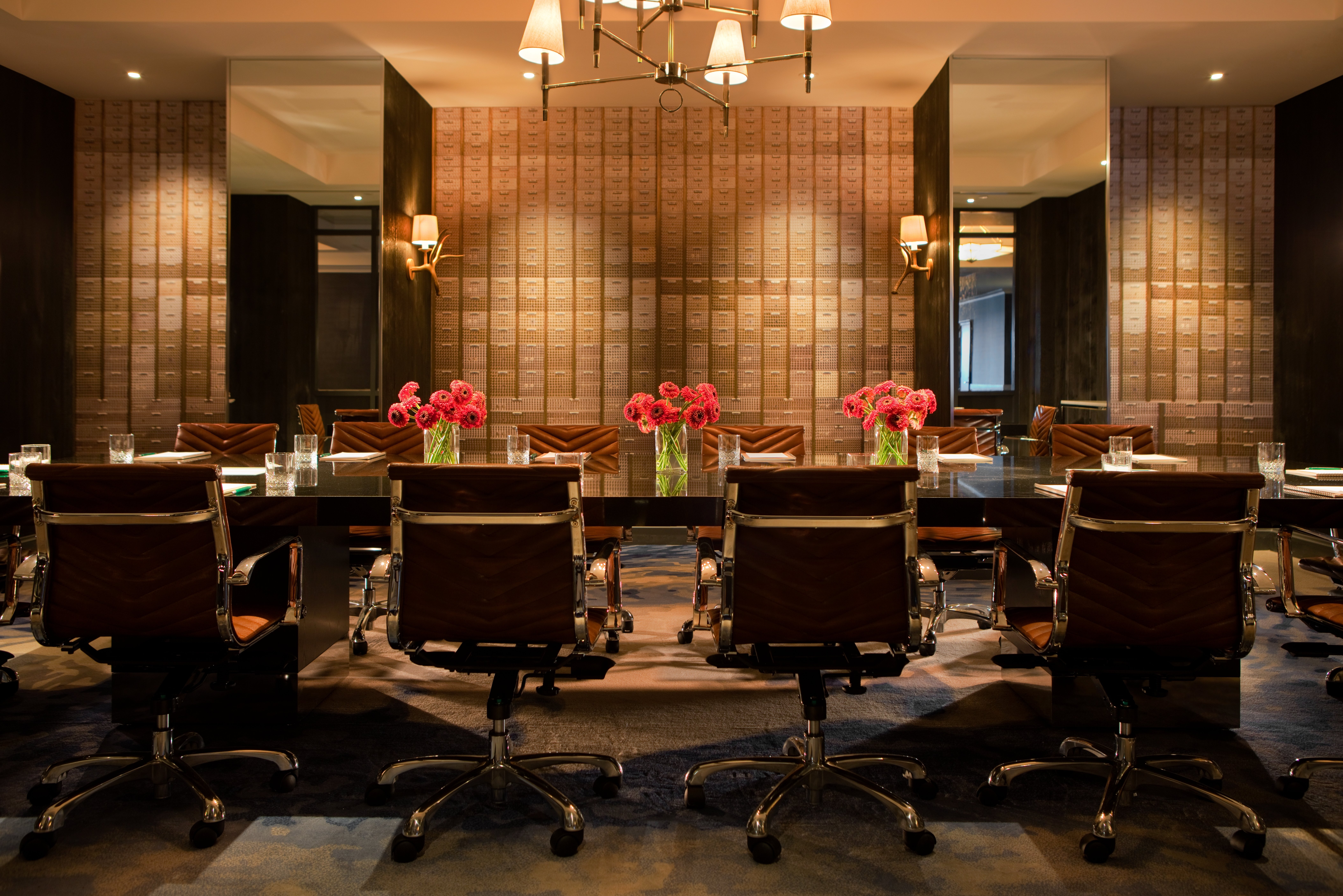 Kimpton Cardinal Hotel 82/84