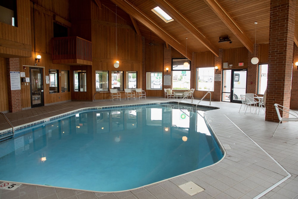 Country Hearth Inn Lomira Hotel 31/48