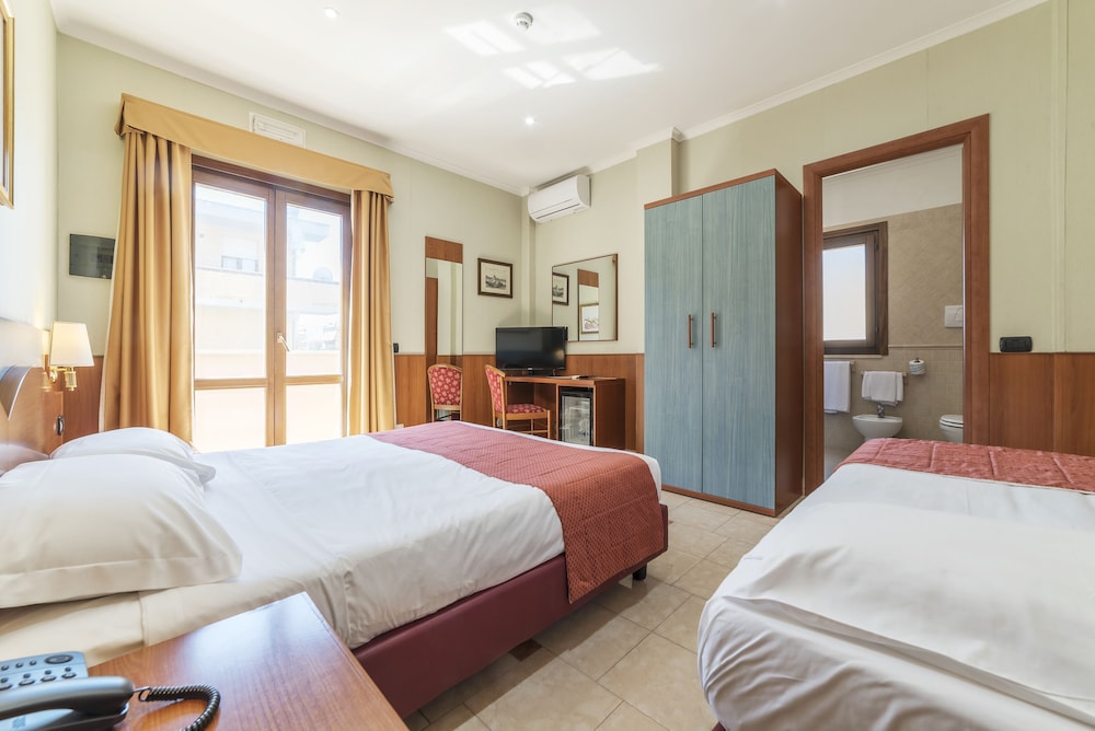 Hotel Riviera Fiumicino 16/57