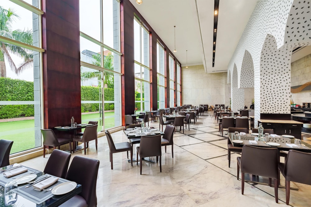 Radisson Hotel Agra 45/68