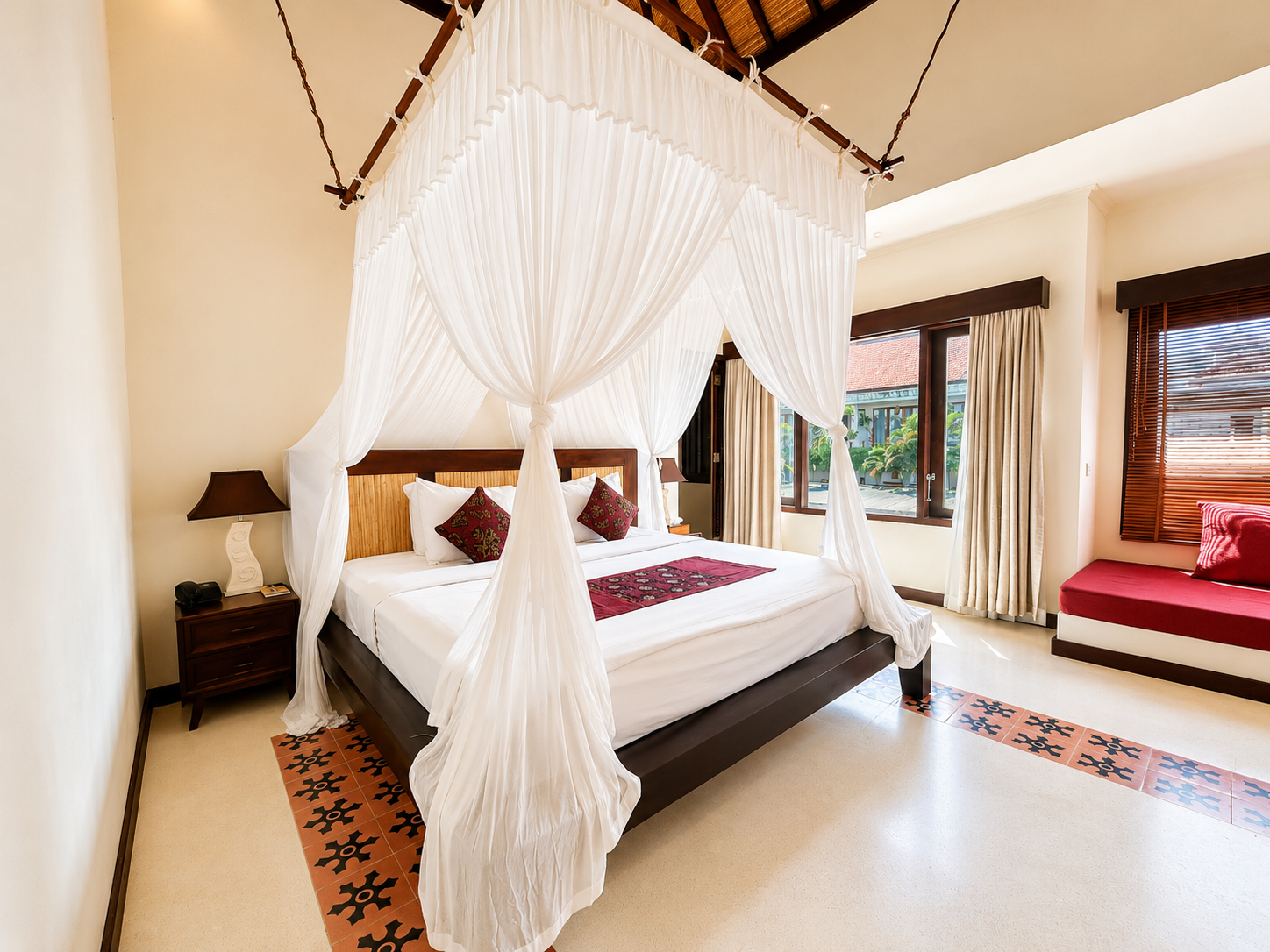 Suite, Butler, Pool Access