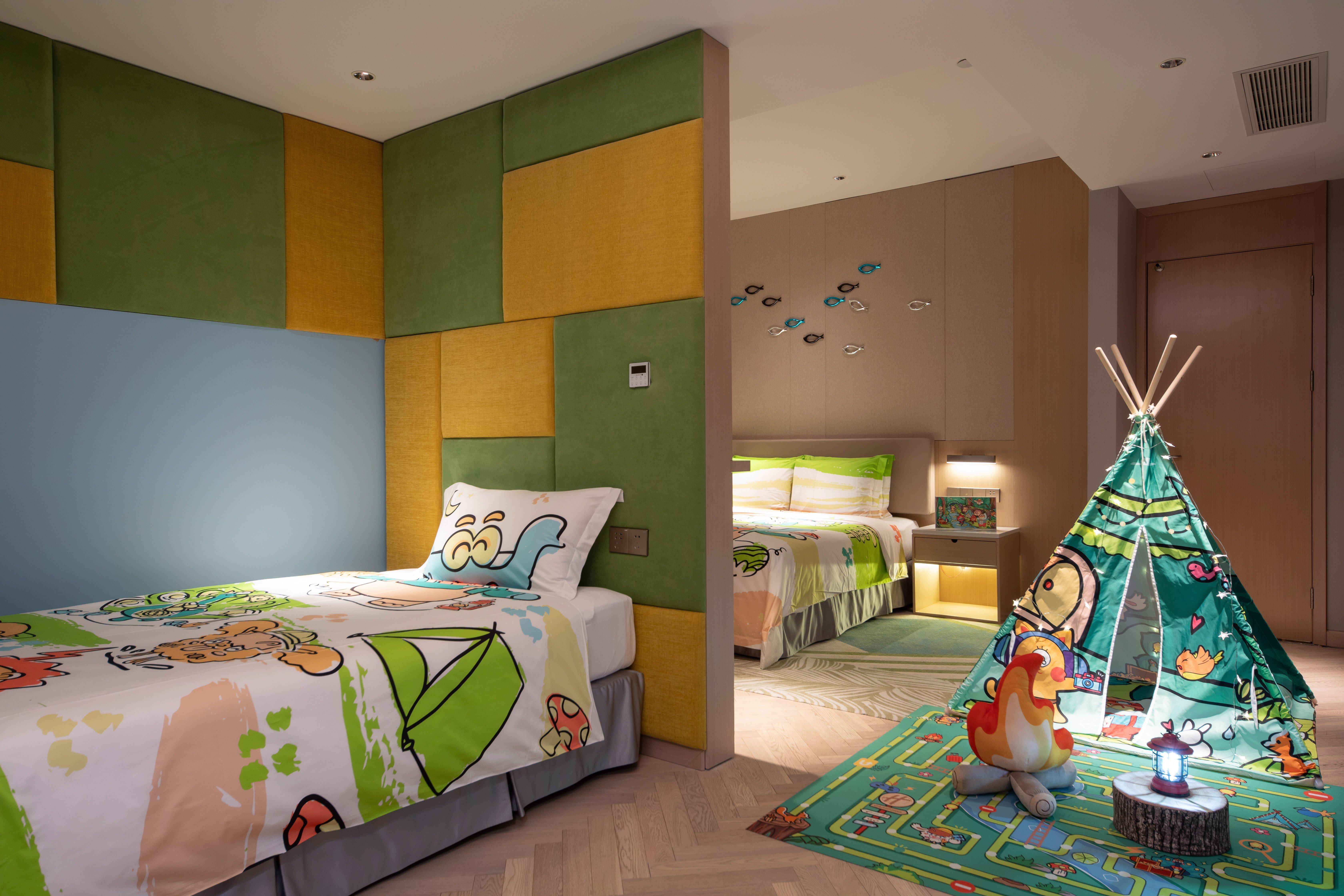 Suite, King Bed