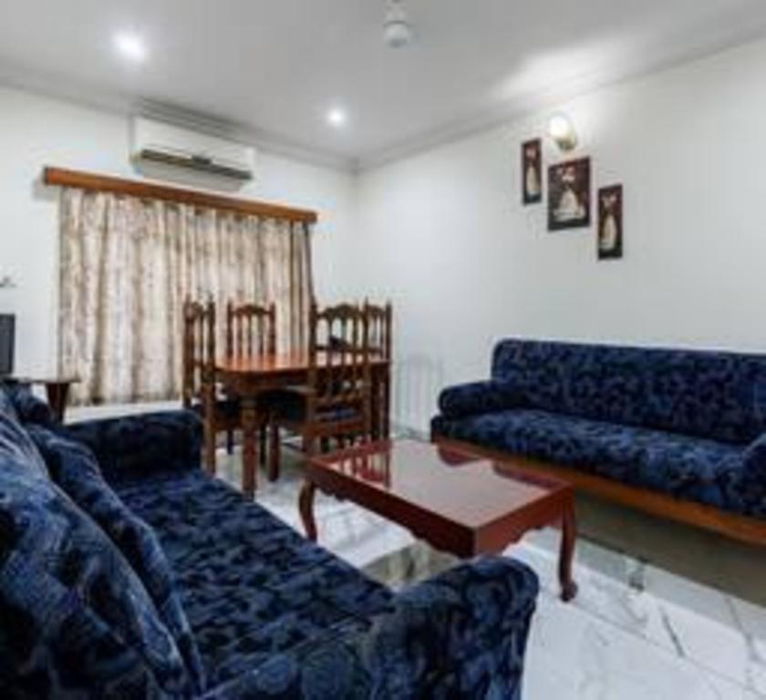 PAULSON PARK HOTEL 37/50