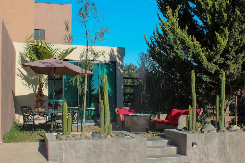 HOTEL BOUTIQUE VALLE DE GUADALUPE 75/83