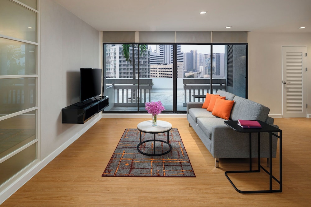 PARKROYAL Suites Bangkok 48/65