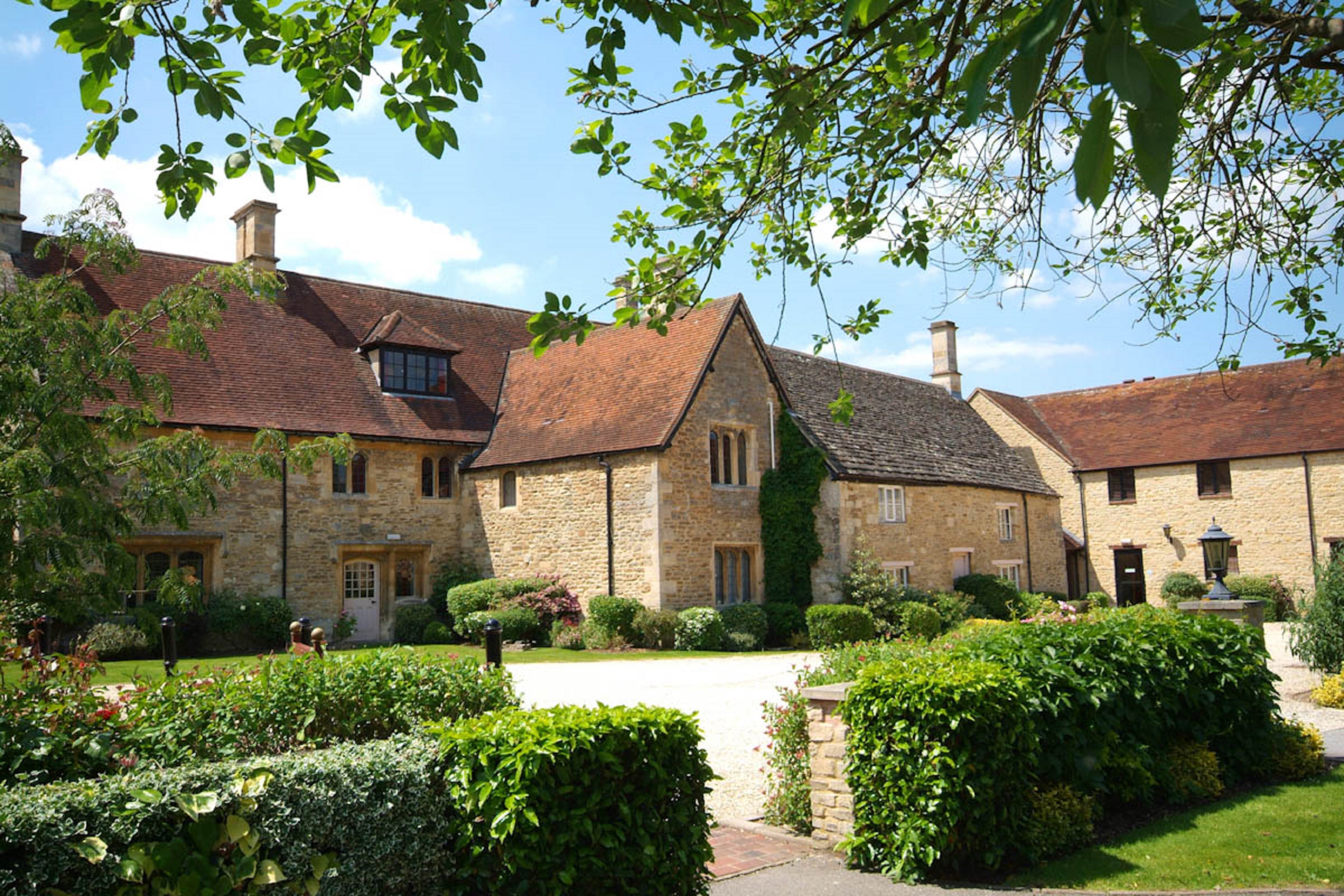 Voco Oxford Thames by IHG 48/50