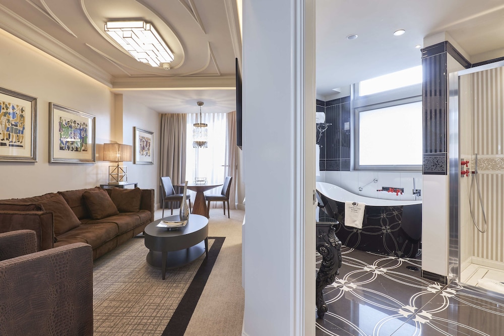 DoubleTree By Hilton A Coruna 50/76