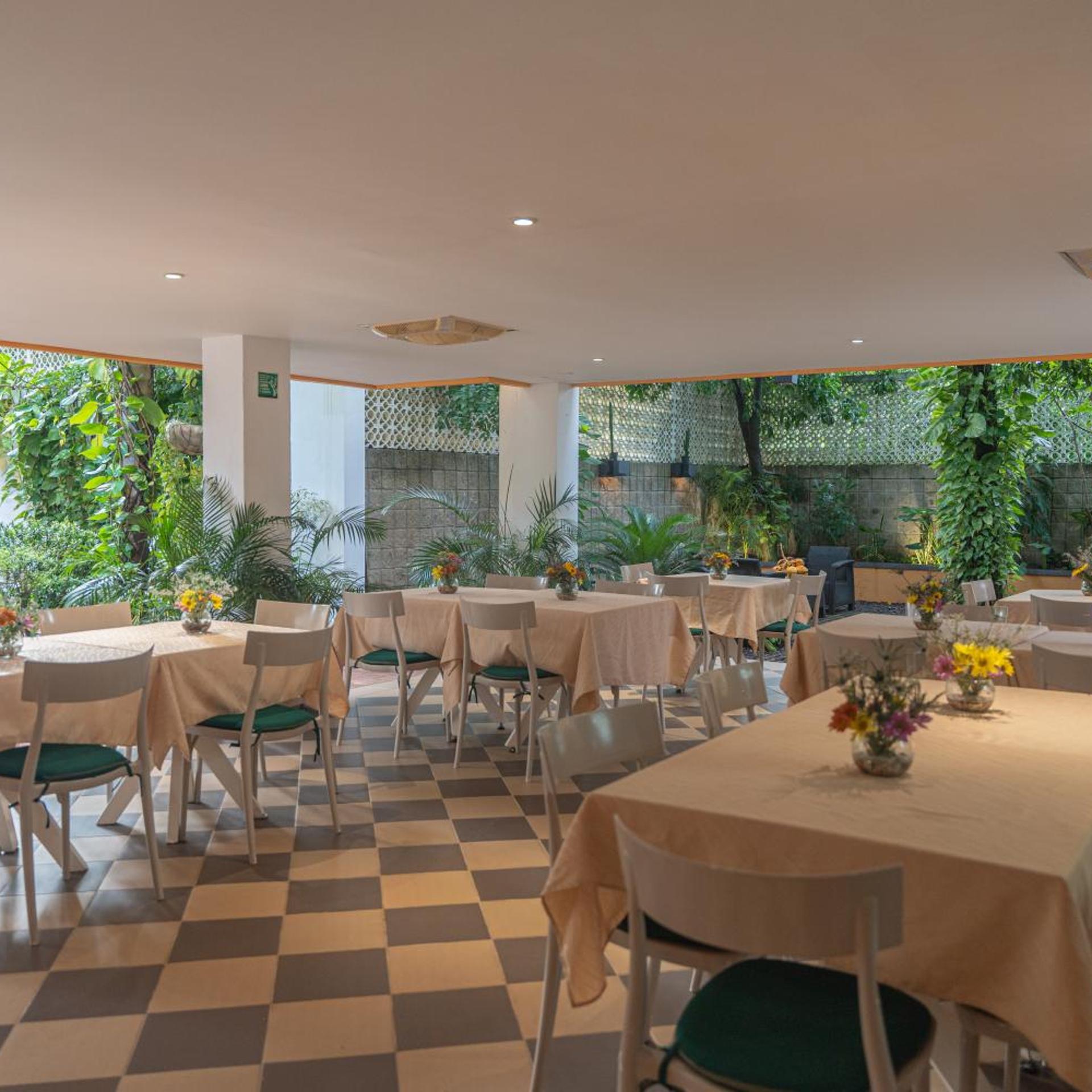 Hotel La Gloria 48/63