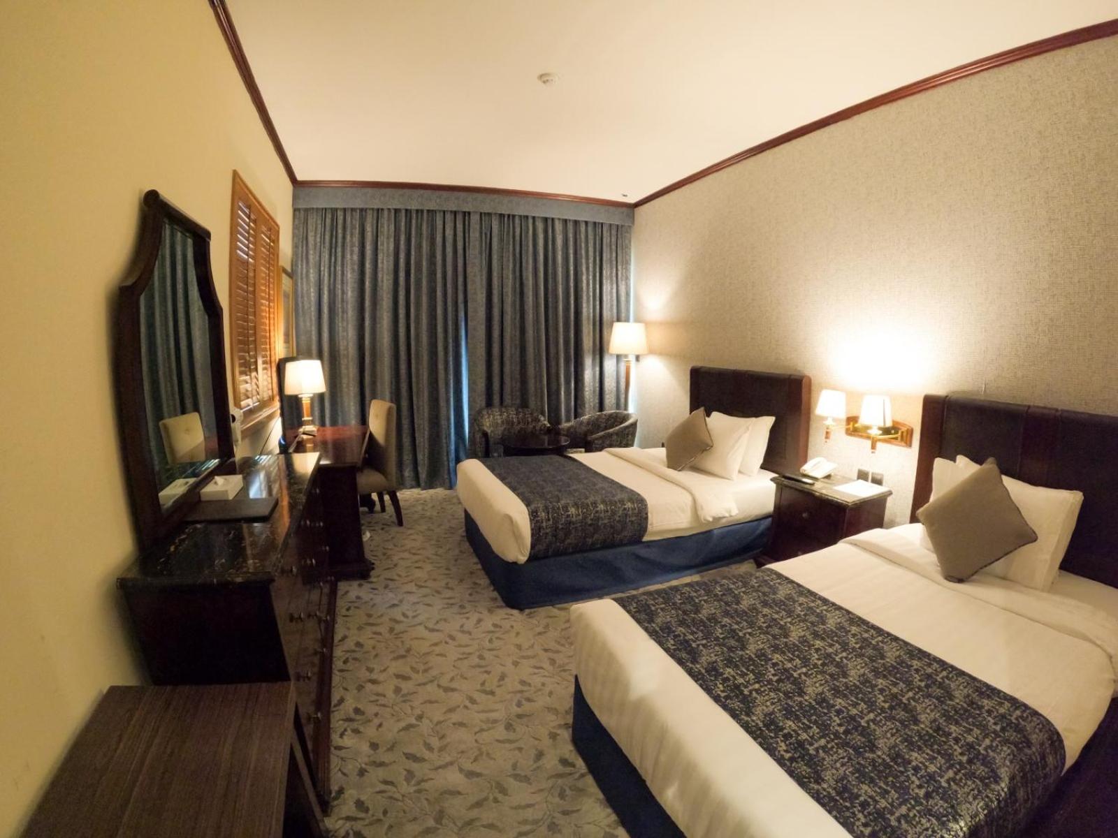 Knight Armour Hotel, Dubai