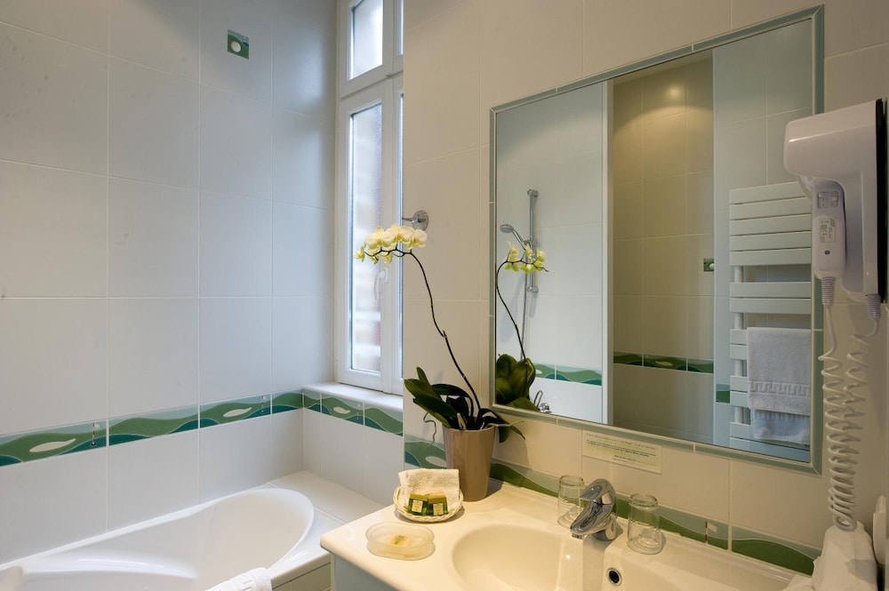 Hotel Lutetia Spa La Baule 45/50