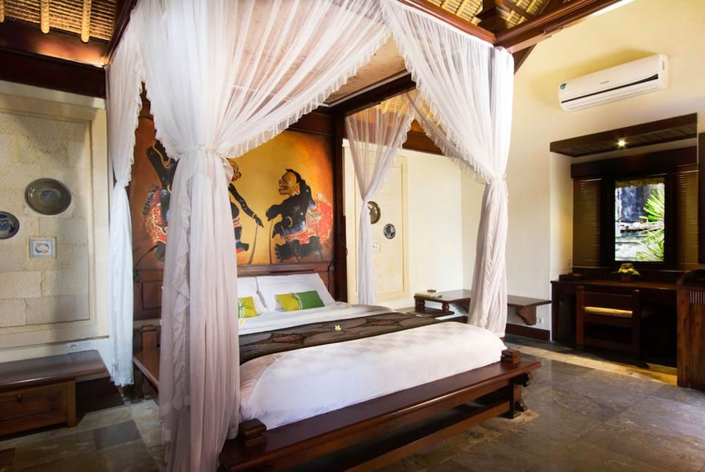 Grand Balisani Suites Hotel 24/71