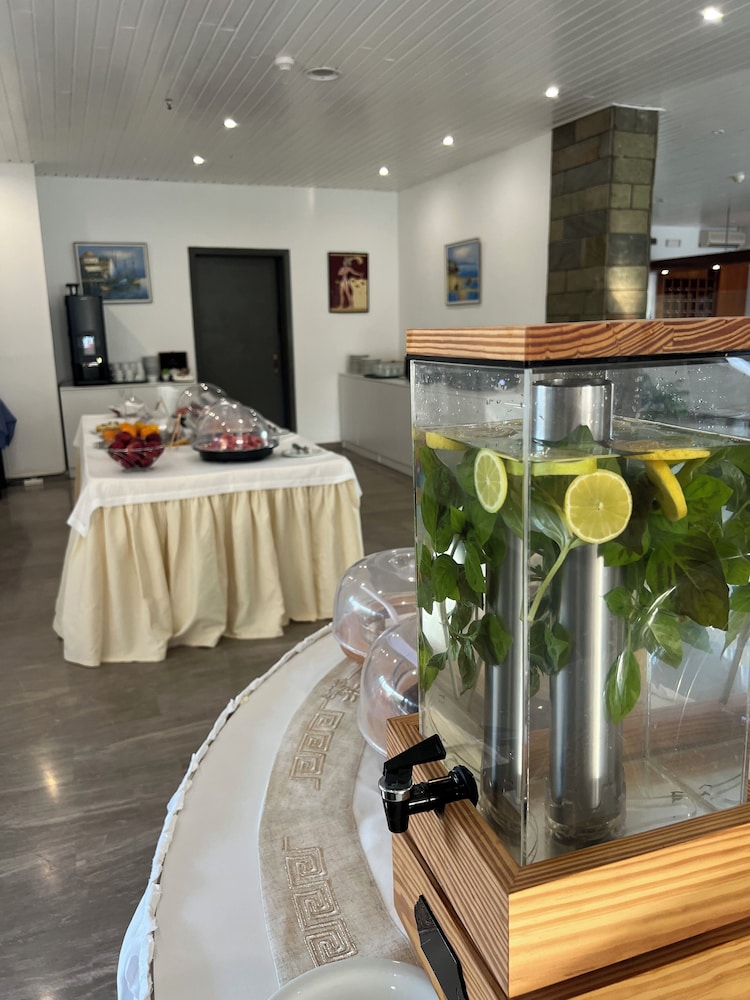 Gorgona Hotel 36/47