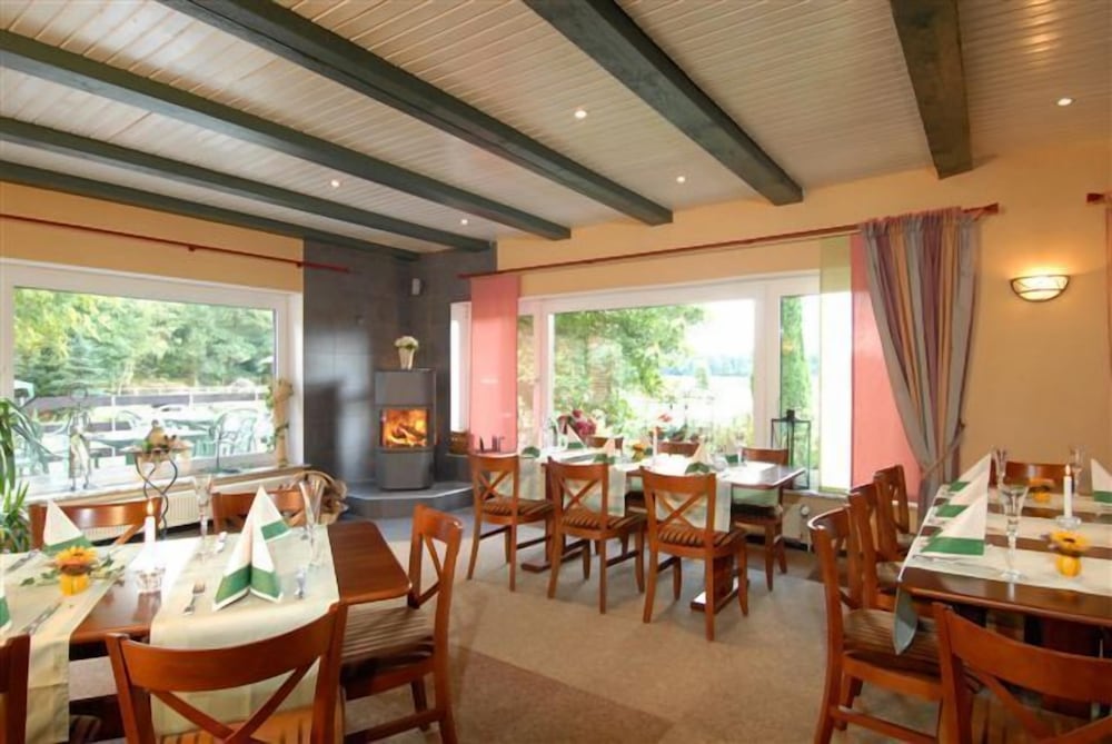 Akzent Hotel Zur Erholung 30/48