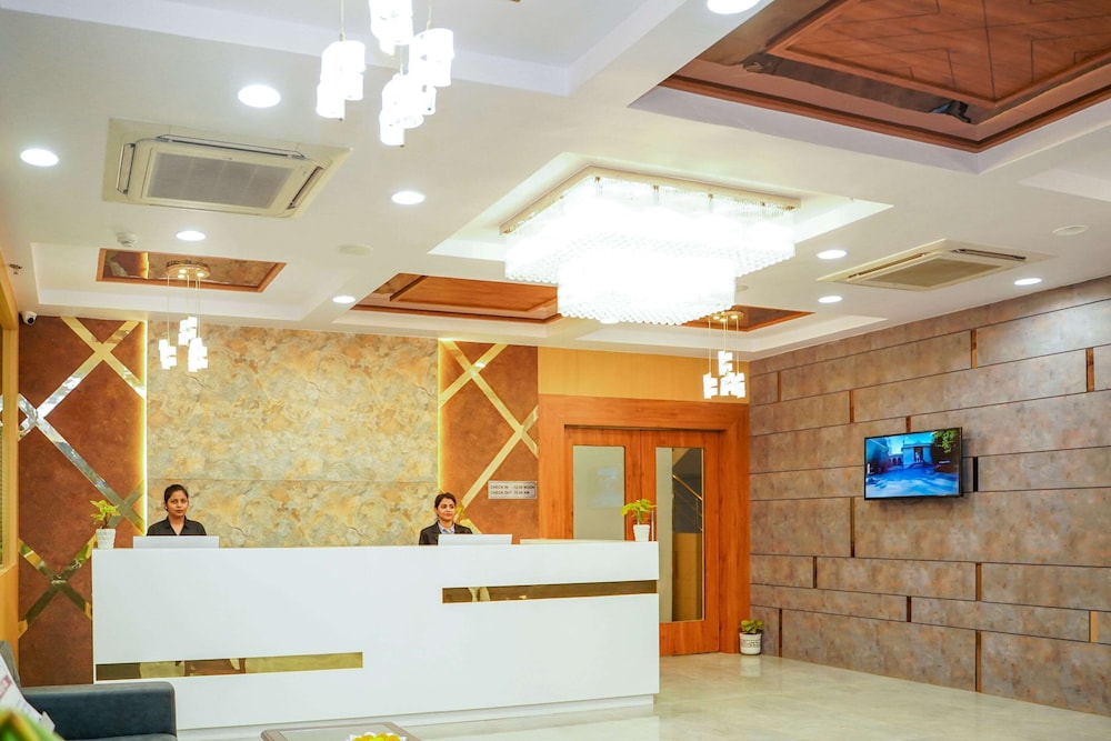 Lobby at Comfort Inn Udaipur, UDAIPUR