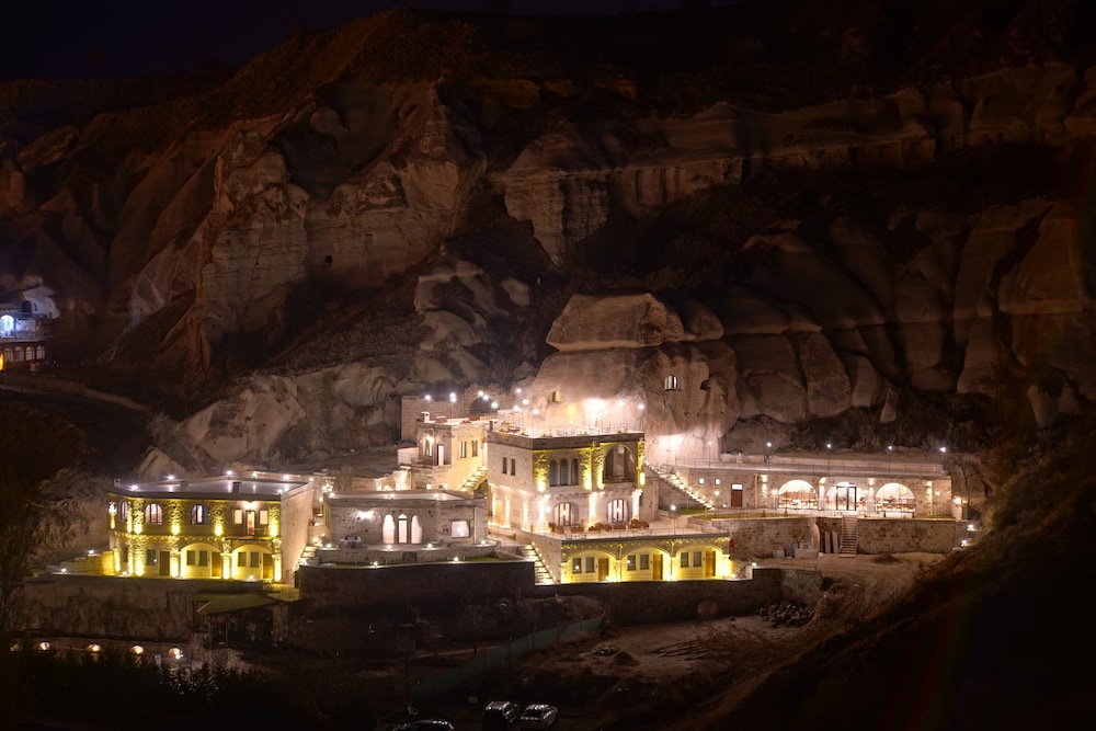 Cappadocia Secret Hill Cave Suites 4/47