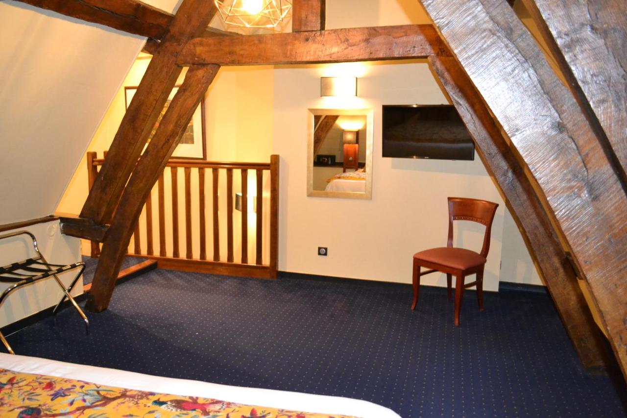 HOTEL LES HAUTS DE MONTREUIL LE PATIO 2/37