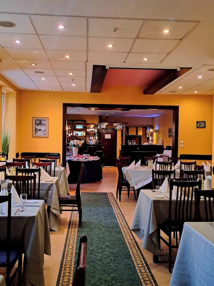KOLONNA HOTEL BRIGITA 28/48