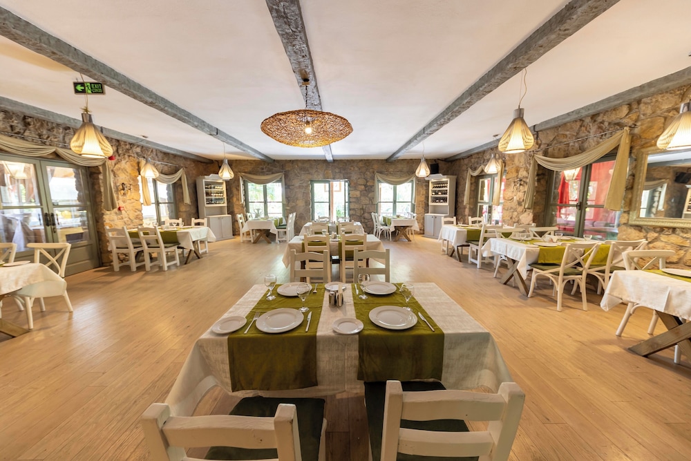 Village Park Resort Spa 27/50