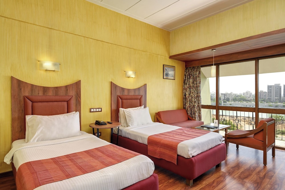Cama Hotel 20/50