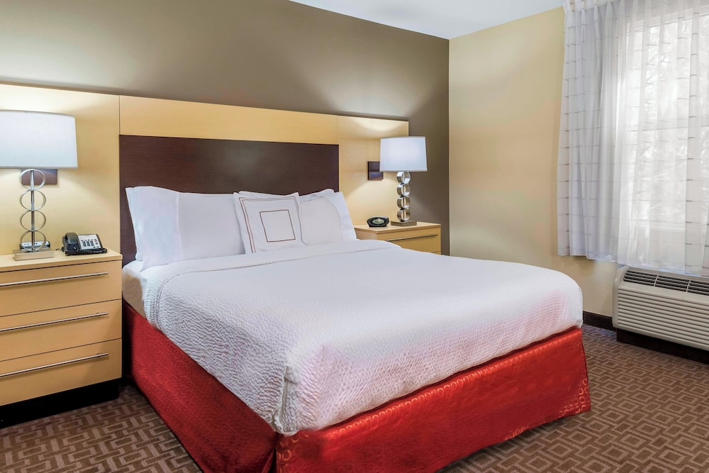 TownePlace Suites by Marriott Tampa Westshore/Airport 23/54