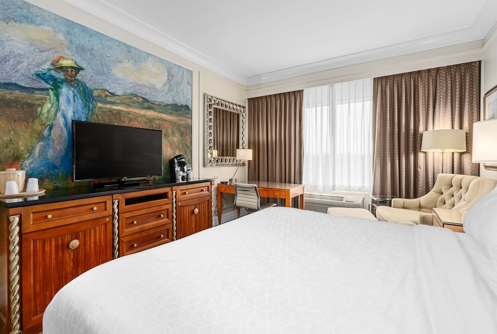Holiday Inn Express Long Beach 19/63