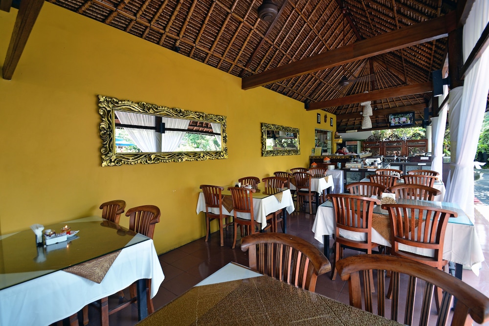 Puri Dewa Bharata Hotel and Villas 33/49