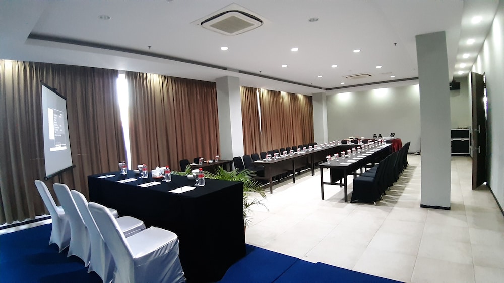XTRA HOTEL BENGKULU 48/58