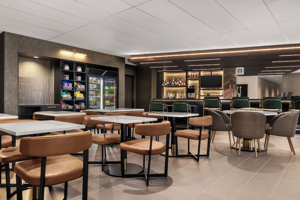Hyatt Place Charlotte Downtown 52/68