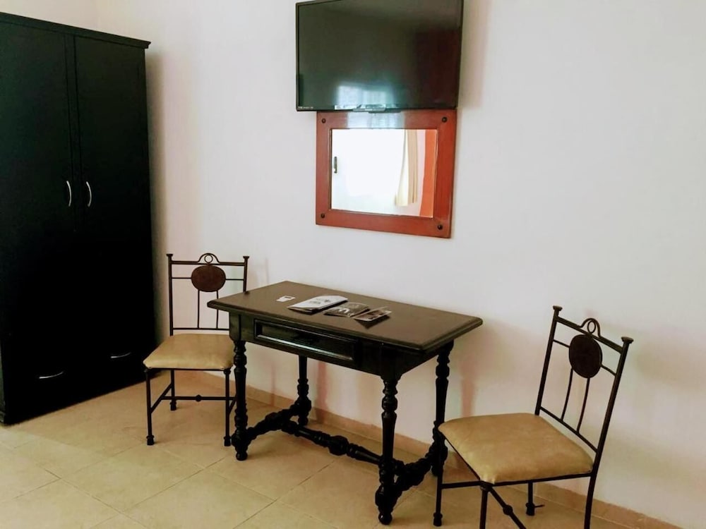 Maria Jose Hotel 34/41