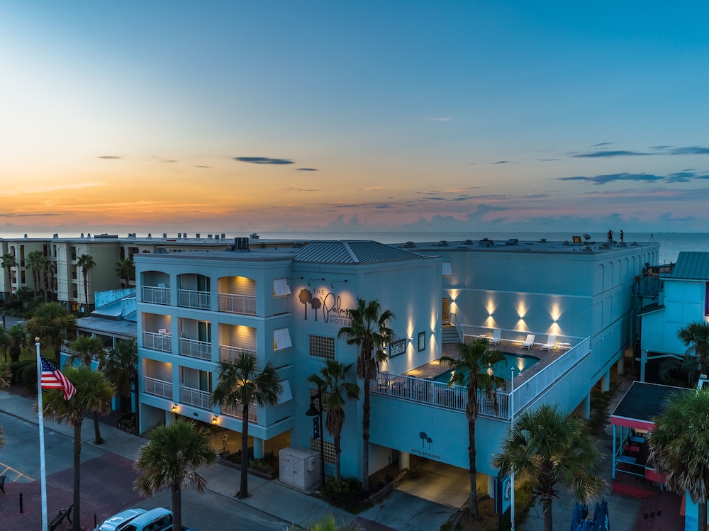 The Palms Oceanfront Hotel 29/33