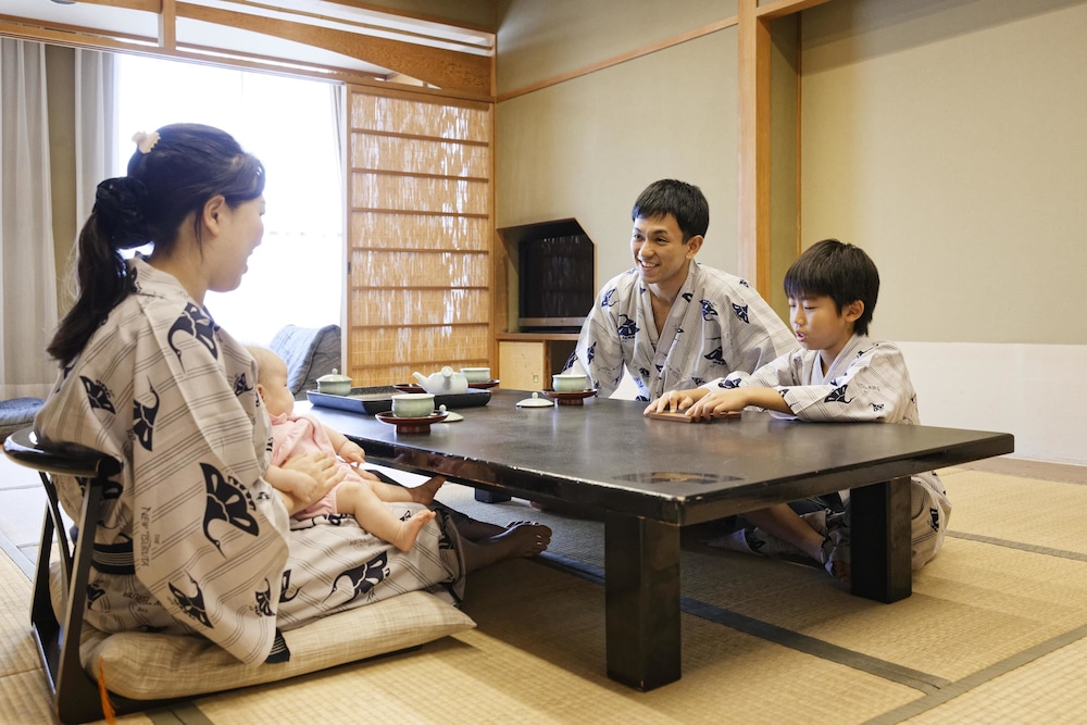 Hotel New Tsuruta 33/71