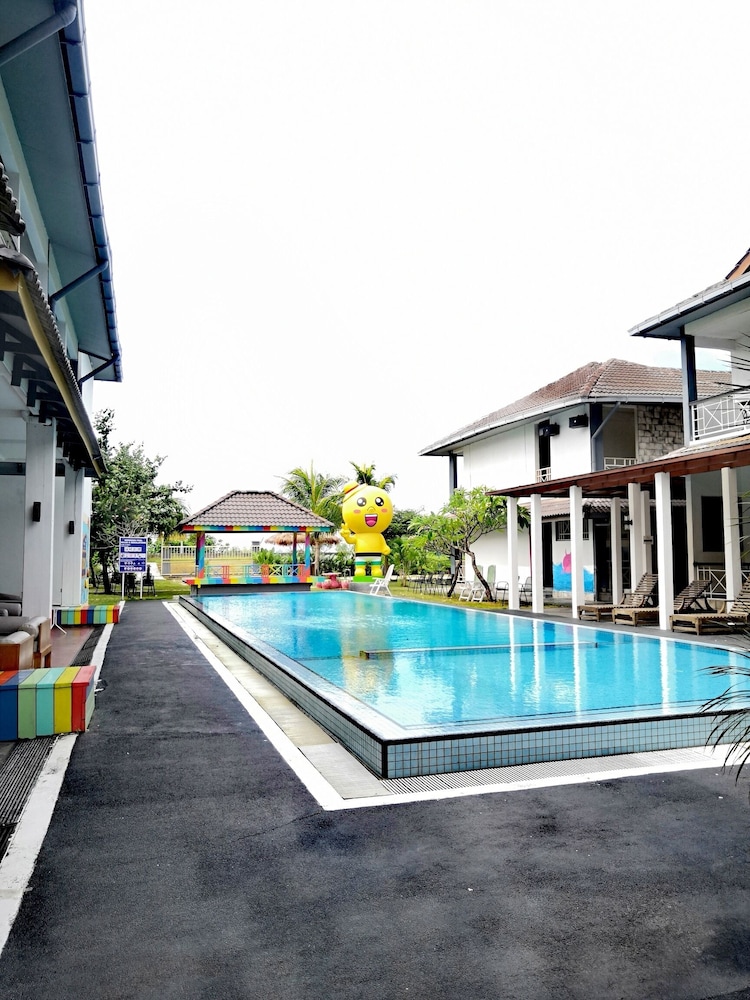 Alia Residence Business Resort 7/63
