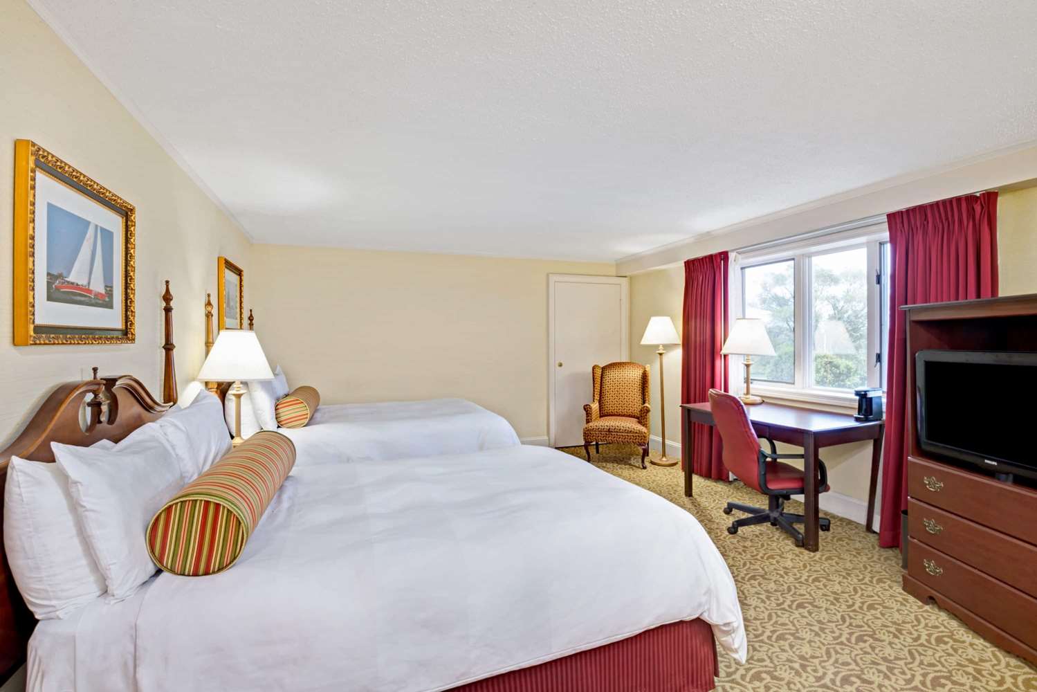 Ramada by Wyndham Seekonk Providence Area 5/13