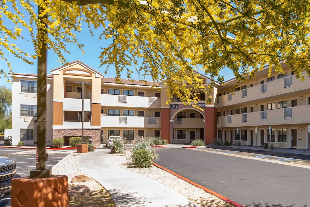 Extended Stay America Phoenix Scottsdale North 33/38