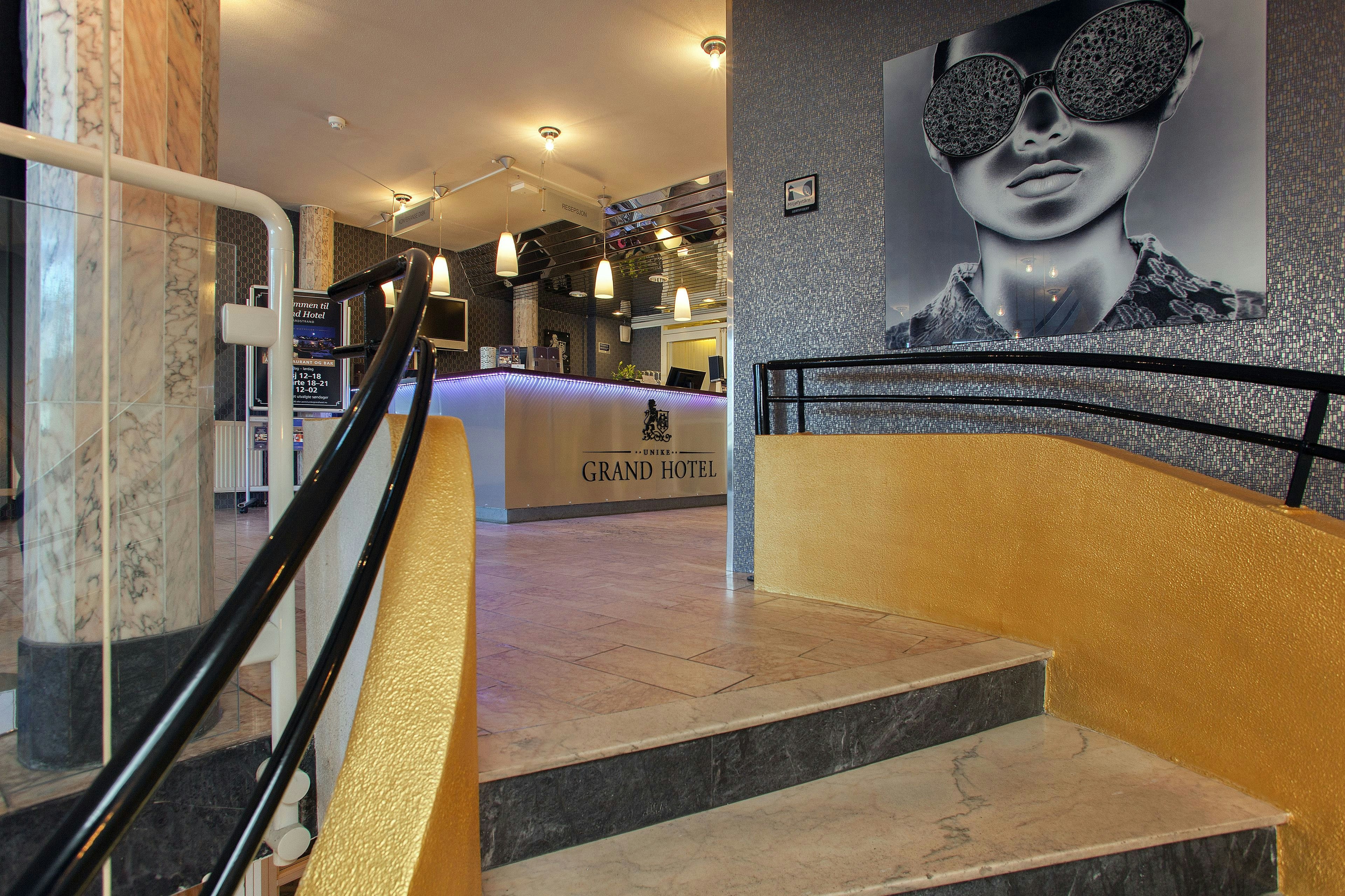 Grand Hotel Asgardstrand 58/76