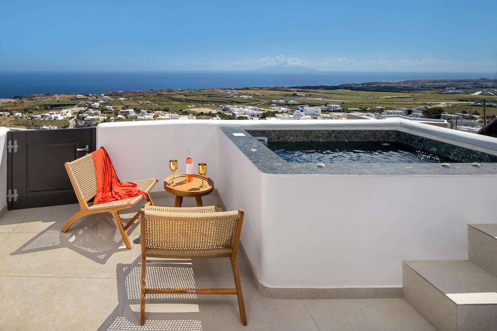 Venus Sunrise Suites and Villas 36/64