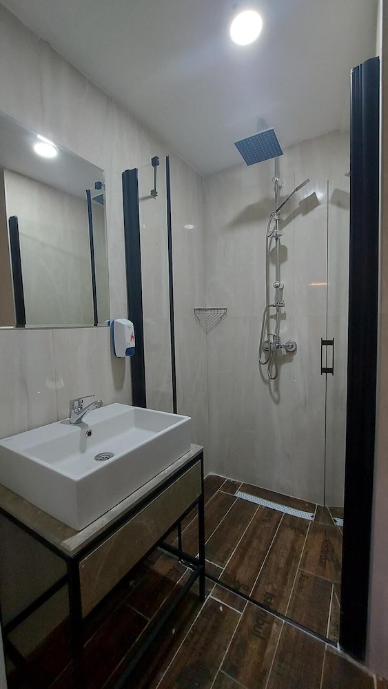 Lupo Libero Hotel 43/50