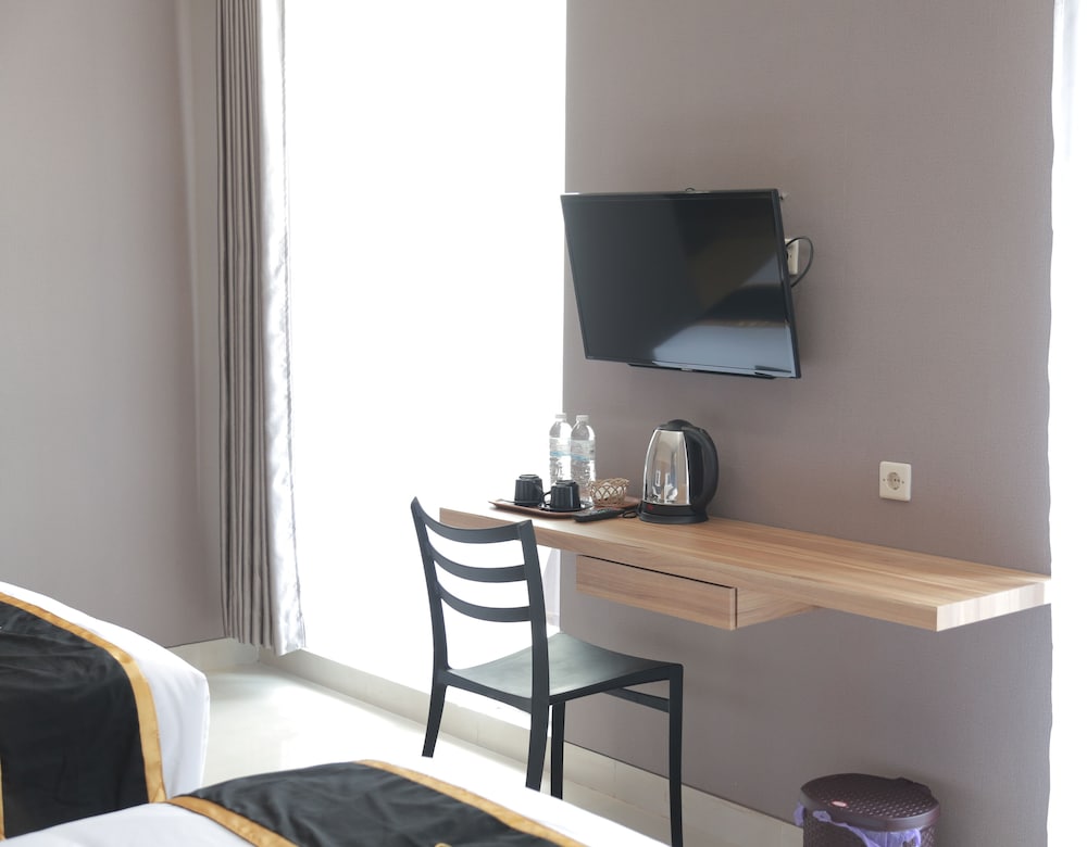 CLASS Premium Guest House 30/35