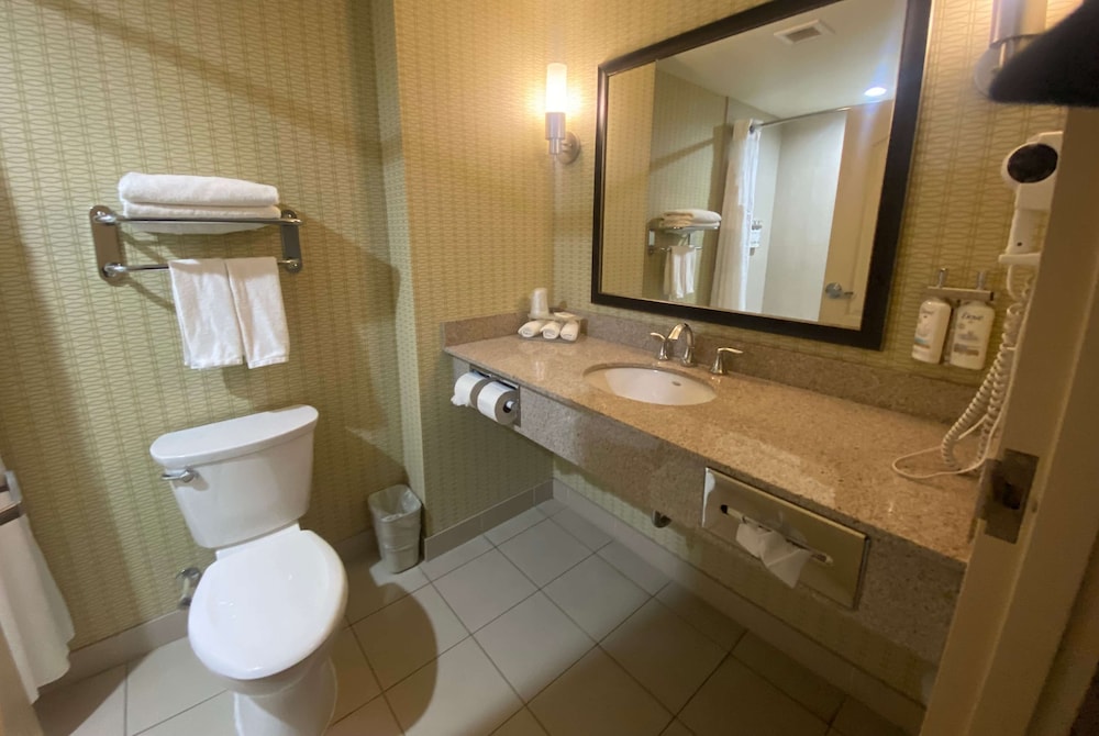 Wingate by Wyndham Fort Saskatchewan 64/64
