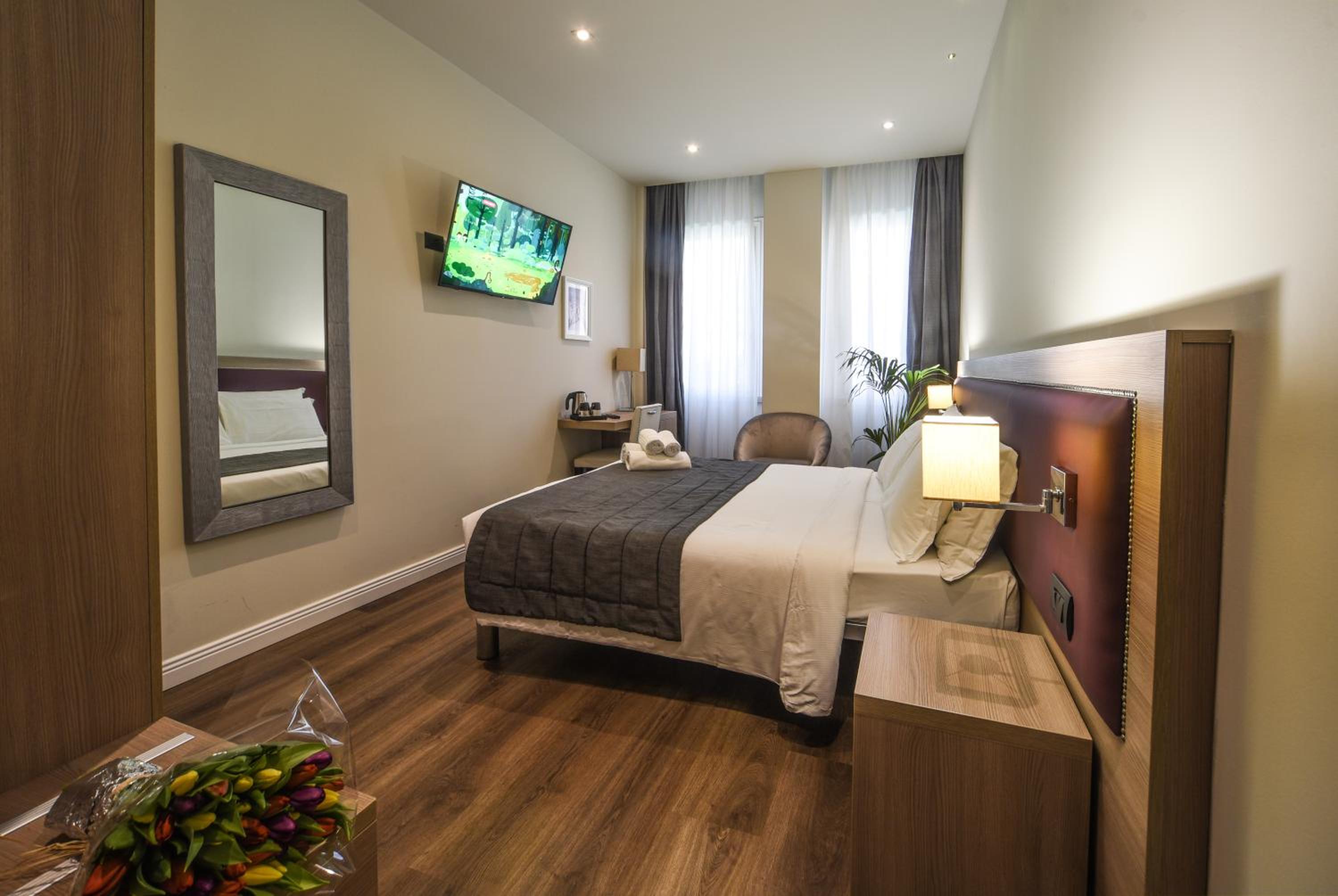 غرفة بسرير كوين، Hotel Zara Milano 8/10