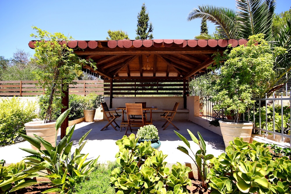 Aloe Luxury Apartments And Suites 3/50
