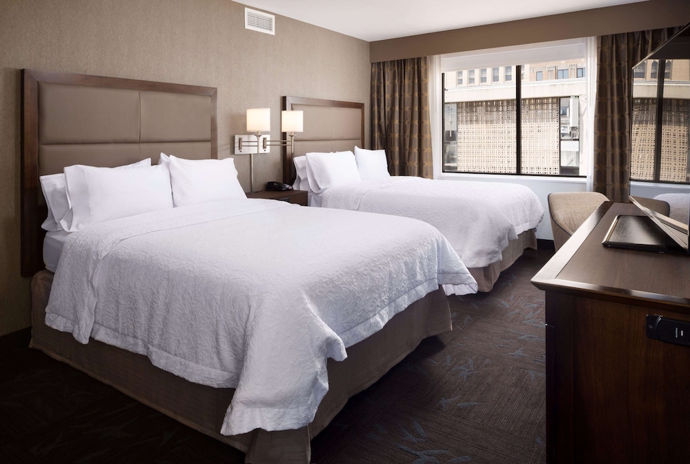 Hampton Inn Suites Dallas Downtown 21/83