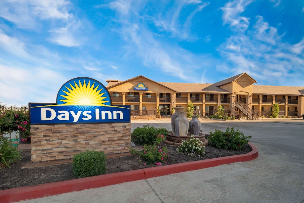 Days Inn by Wyndham Galt/Elk Grove South 7/41