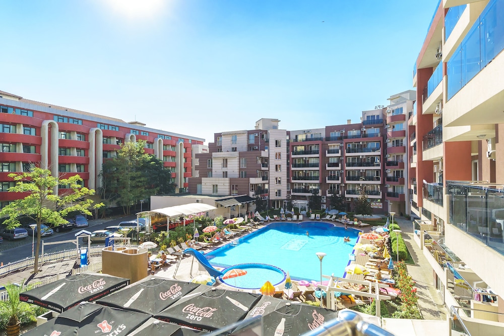 Admiral Plaza 44/50