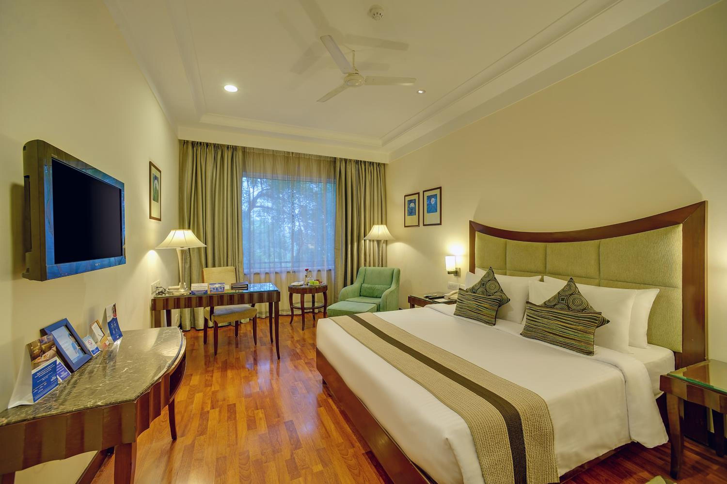 غرفة تنفيذية بسرير مزدوج، The Muse Sarovar Portico, Nehru Place 3/10