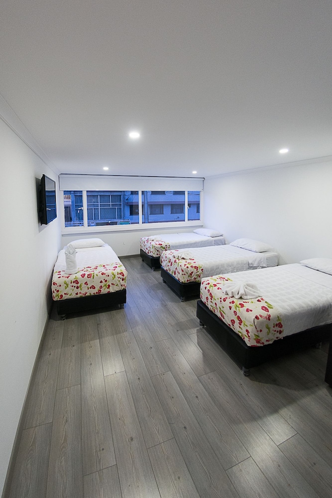 Hotel Metro 26 22/63
